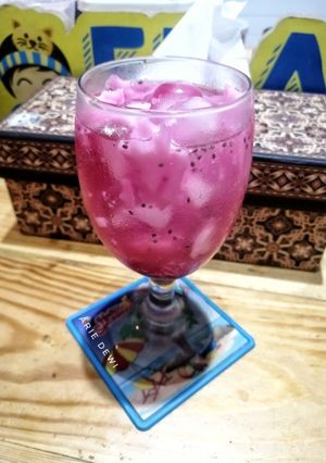 Foto resep Es Sirup Jelly Kelapa dengan Chia Seeds