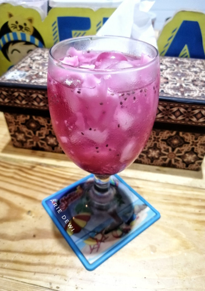 Foto resep Es Sirup Jelly Kelapa dengan Chia Seeds