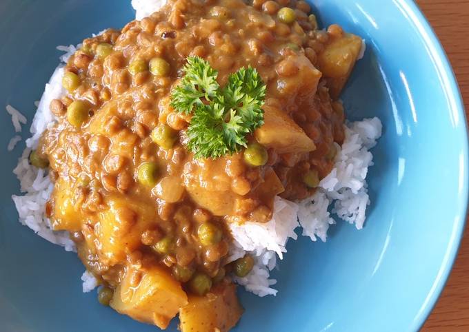 Steps to Prepare Speedy Vegetarian lentil curry