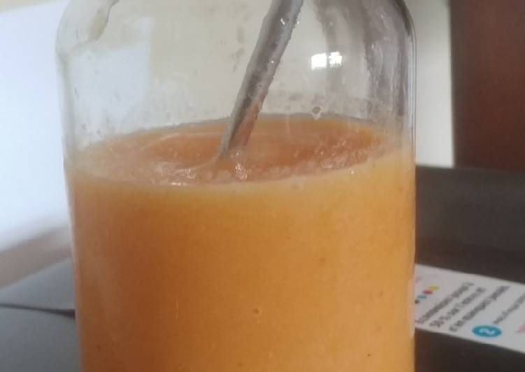 Steps to Make Homemade Mango Papaya Smoothie