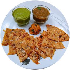 A picture of Mooli paratha.