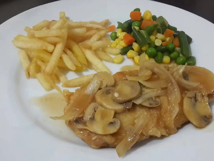 Langkah Mudah untuk Menyiapkan Resep Chicken steak with mushroom sauce yang Sempurna Anti Ribet, Mantap