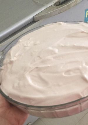 Foto resep Es Krim lembut rumahan / Ice cream irit rasa strawberry