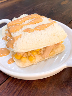A picture of 懶人早餐🥣 鮪魚玉米沙拉吐司.