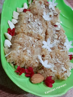 सेवइयों की बर्फी(Seviyan ki Burfi recipe in hindi) रेसिपी मुख्य फोटो