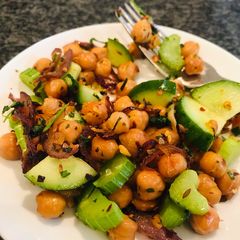 Warm Chickpea salad A picture of Warm Chickpea salad.
