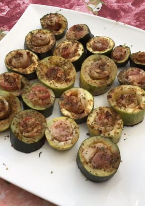 Une photo de Courgettes grillées à la pancetta,épices et origan (recette plancha)