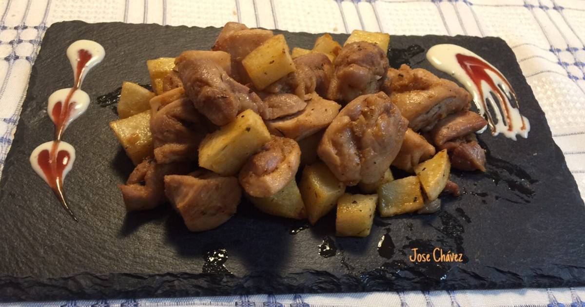 Pollo adobado con Papas Receta de Jose Chavez- Cookpad