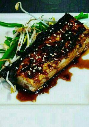 A picture of Grill fish (yellow tail).
