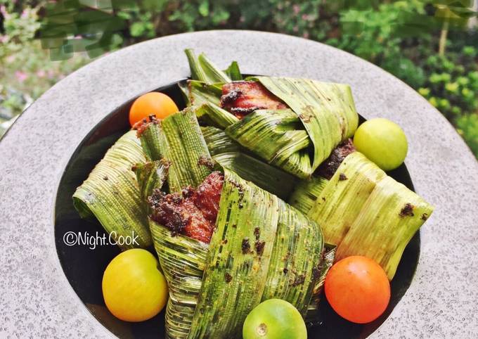 Ayam Goreng Bungkus Pandan