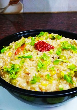 A picture of Veg Dalia with oats.