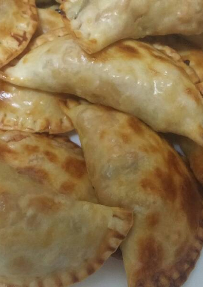 Una foto de Empanadillas de pollo al curry