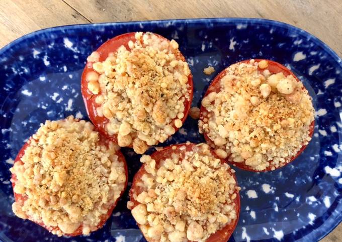 Tomates en crumble de parmesan