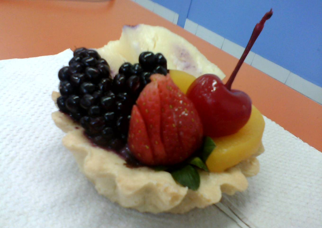Tartaleta con frutos del bosque