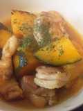Simmered Pumpkin and Chicken Thighs in Broth