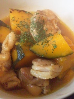 A picture of Simmered Pumpkin and Chicken Thighs in Broth.
