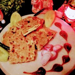 A picture of Egg paratha.