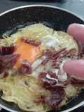 Crujiente de patas huevos y jamón (para dos😉)