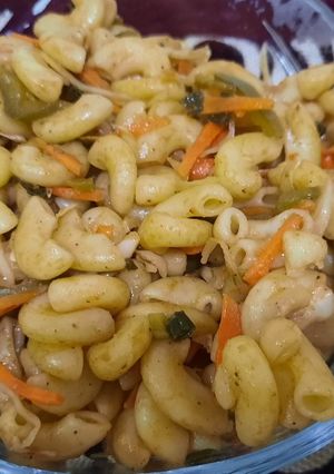 A picture of Vegetables macroni chat.