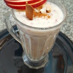 A picture of Apple-Cinnamon Smoothie.