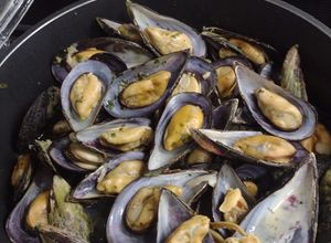 Una foto de Cholgas para agregar a una cazuela, acompañar con arroz blanco o cocinarlas tipo escabeche, o con