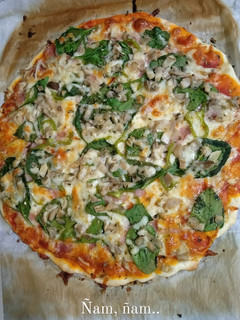 Una foto de Pizza