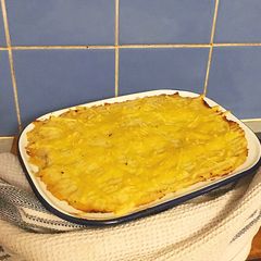 A picture of Vegan Lentil Sheperd's Pie.