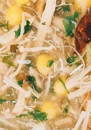 Hình của món Cách nấu súp gà tại nhà ngon như ngoài hàng.