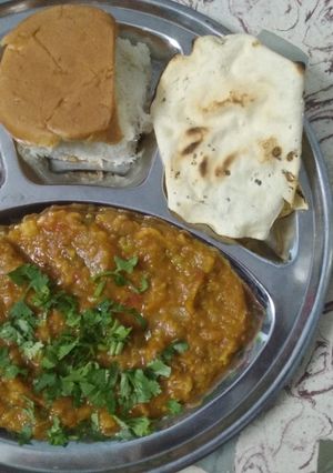 પાવ ભાજી (Pavbhaji Recipe In Gujarati) રેસીપી મુખ્ય ફોટો
