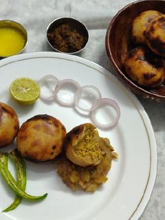 लिट्टी चोखा (litti chokha recipe in Hindi) रेसिपी मुख्य फोटो