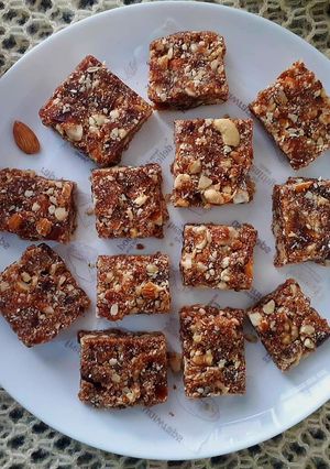A picture of Dates Dryfruits Burfi.