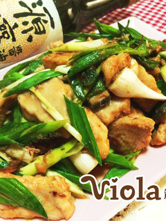醬燒蒜苗鯊魚【源釀醬油】 的食譜成品照片