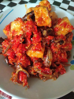 Foto resep Balado tahu,teri,pete😋