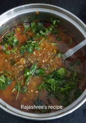 मटर डाळ (Matar Dal Recipe In Marathi) रेसिपी चे मुख्य फोटो 