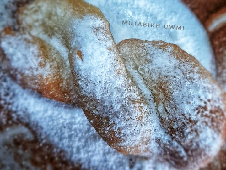 Cara Gampang Menyiapkan Kkwabaegi (꽈배기) (Donat Tape Kepang ala Korea) Anti Gagal