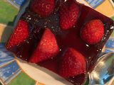 Postre de gelatina en pionono