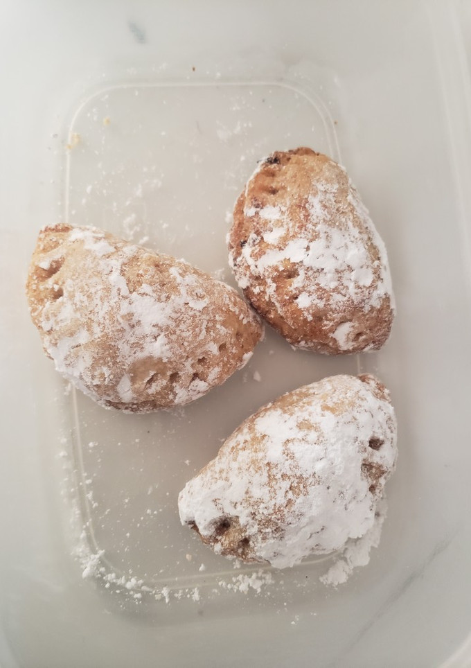 Una foto de Empanadas de camote con coco🤤