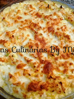 Foto de Pescada Gratinada com Cenoura, Ovo e Alho Francês