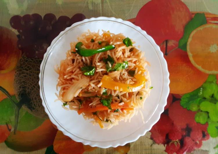 Chinese Fried Rice with available veggies....๐