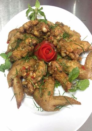 Hình của món Cánh gà chiên mắm.