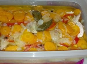 Una foto de Mi pollo en escabeche casero