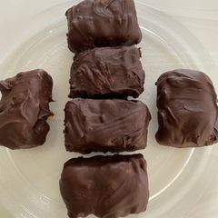 A picture of Healthy snickers bar.