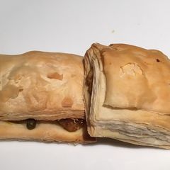A picture of Veggie puff.