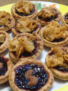 A picture of Cornflake Jam Tarts.