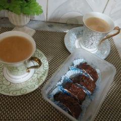 Swiss roll cake with tea A picture of Swiss roll cake with tea.