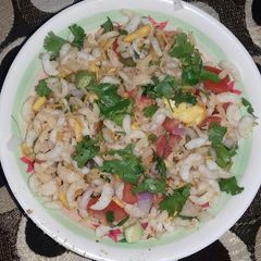 A picture of Bhelpuri a healthy food for weight lose.