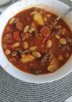 A picture of Potaje de mama.