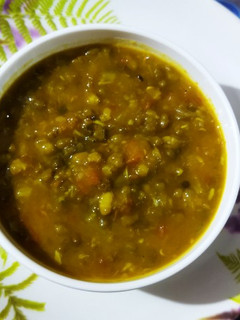 મગનું શાક (Moong Shak Recipe In Gujarati) રેસીપી મુખ્ય ફોટો
