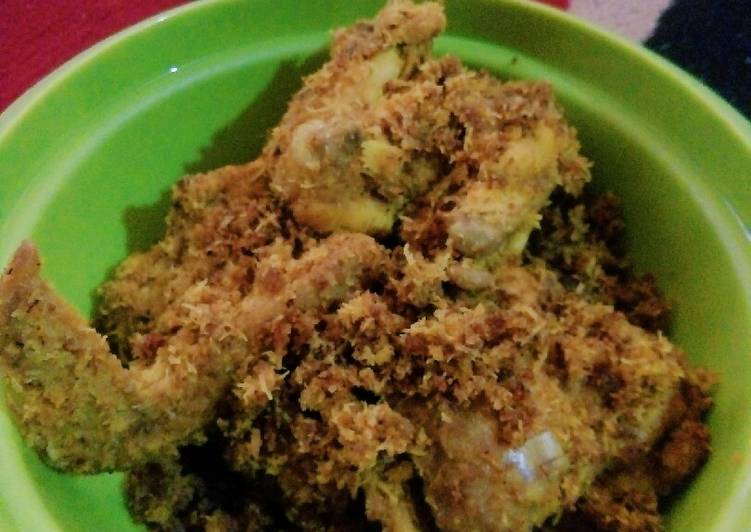 Ayam serundeng