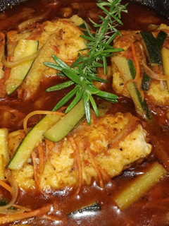 Una foto de Bacalao con samfaina
